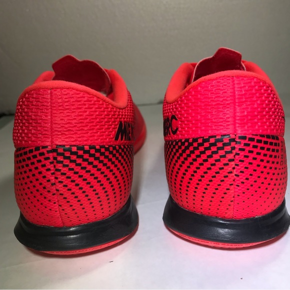 Nike Mercurial Vapor 13 Academy IC size 5.5  AT7993-606 - Picture 4 of 9